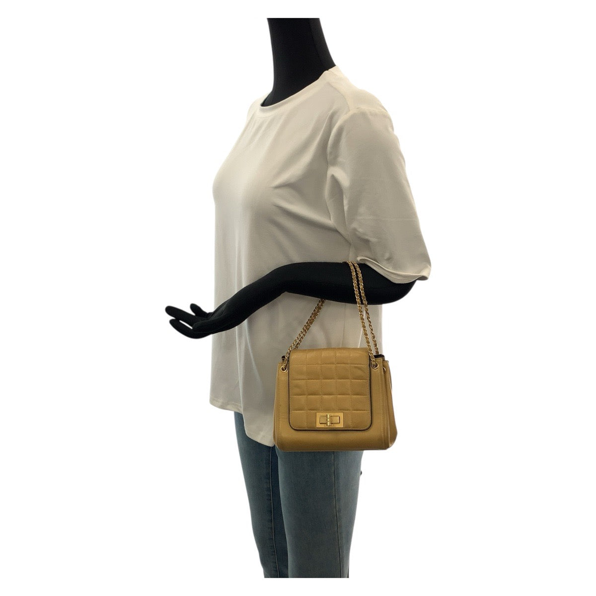 20610
CHANEL シャネル ヴィンテージ 2.55 チョコバー ターンロック ベージュ ゴールド金具 ラムスキン ショルダーバッグ チェーンショルダーバッグ レディース AB100