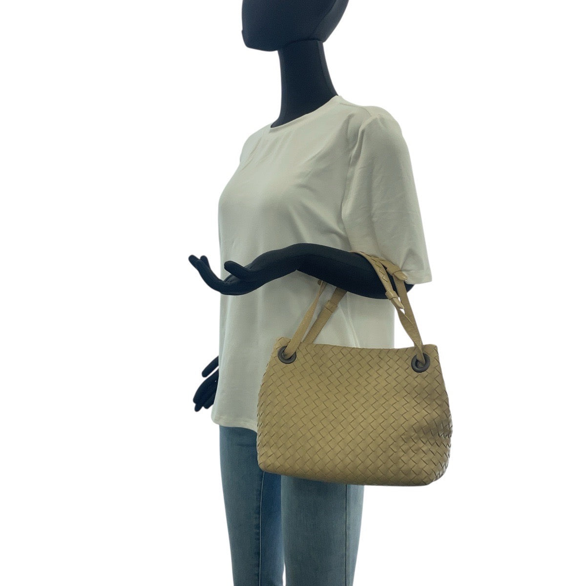 20621
BOTTEGAVENETA ボッテガヴェネタ イントレチャート ガルダ ベージュ ガンメタ金具 レザー B0598 7987Q トートバッグ ハンドバッグ ショルダーバッグ レディース AB63