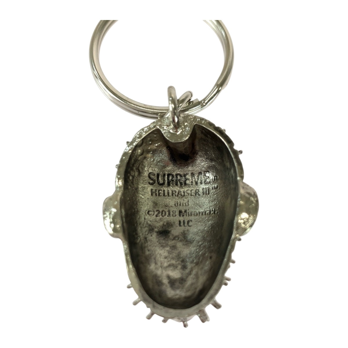20623
Supreme シュプリーム 18SS HELLRAISER KEYCHAIN シルバー メッキ キーホルダー メンズ N7