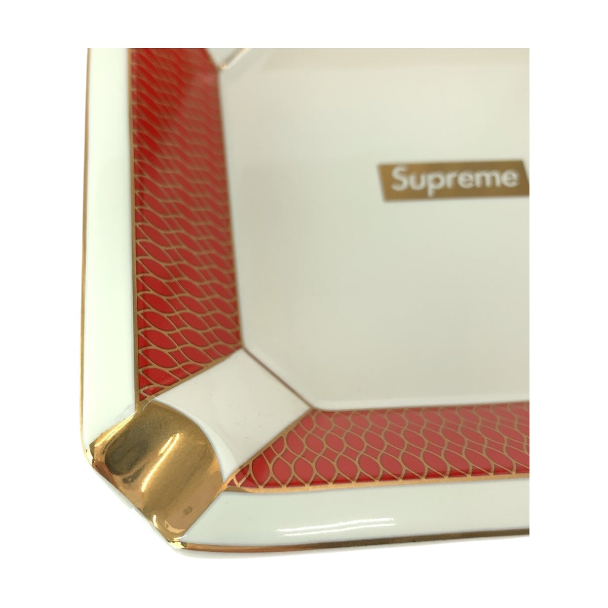 20633
Supreme シュプリーム 22AW Small Ashtray レッド ホワイト ガラス 灰皿 アッシュトレイ メンズ A22