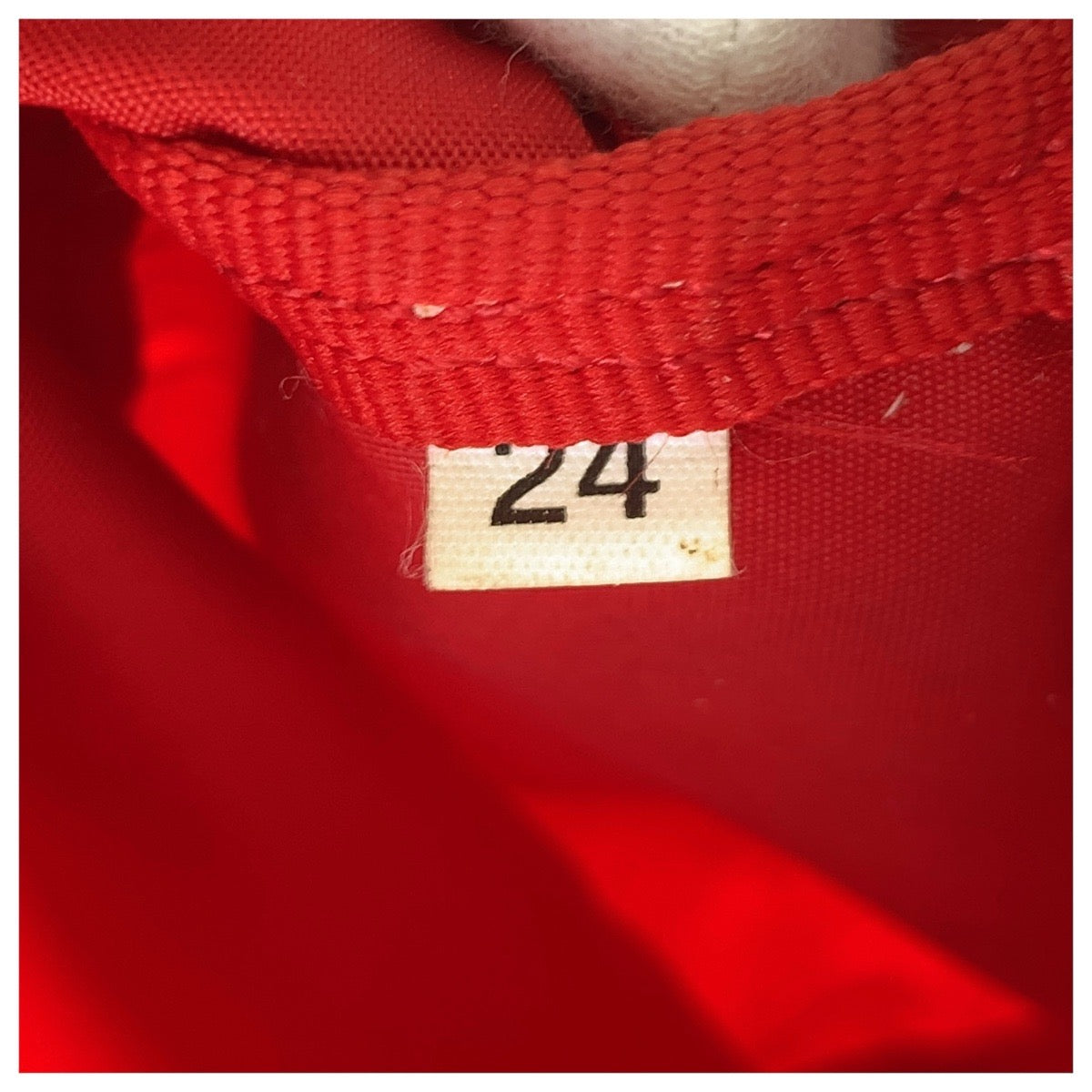 PRADA プラダ テスート 三角ロゴプレート レッド シルバー金具 ポーチ アクセサリーポーチ レディース AB