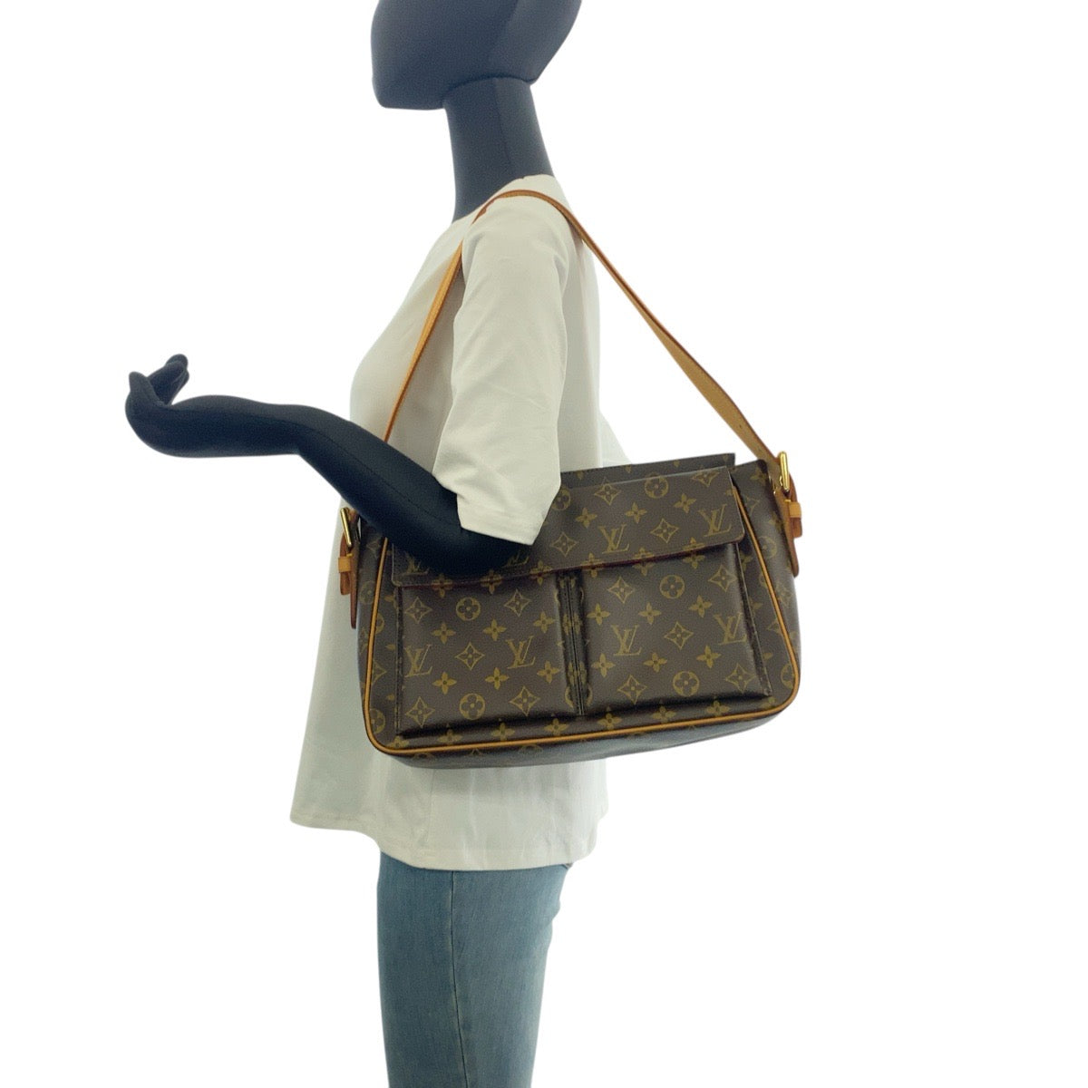 20670
LOUIS VUITTON ルイヴィトン モノグラム ヴィバシテGM ブラウン ベージュ ゴールド金具 PVC / レザー M51163 ショルダーバッグ レディース A128