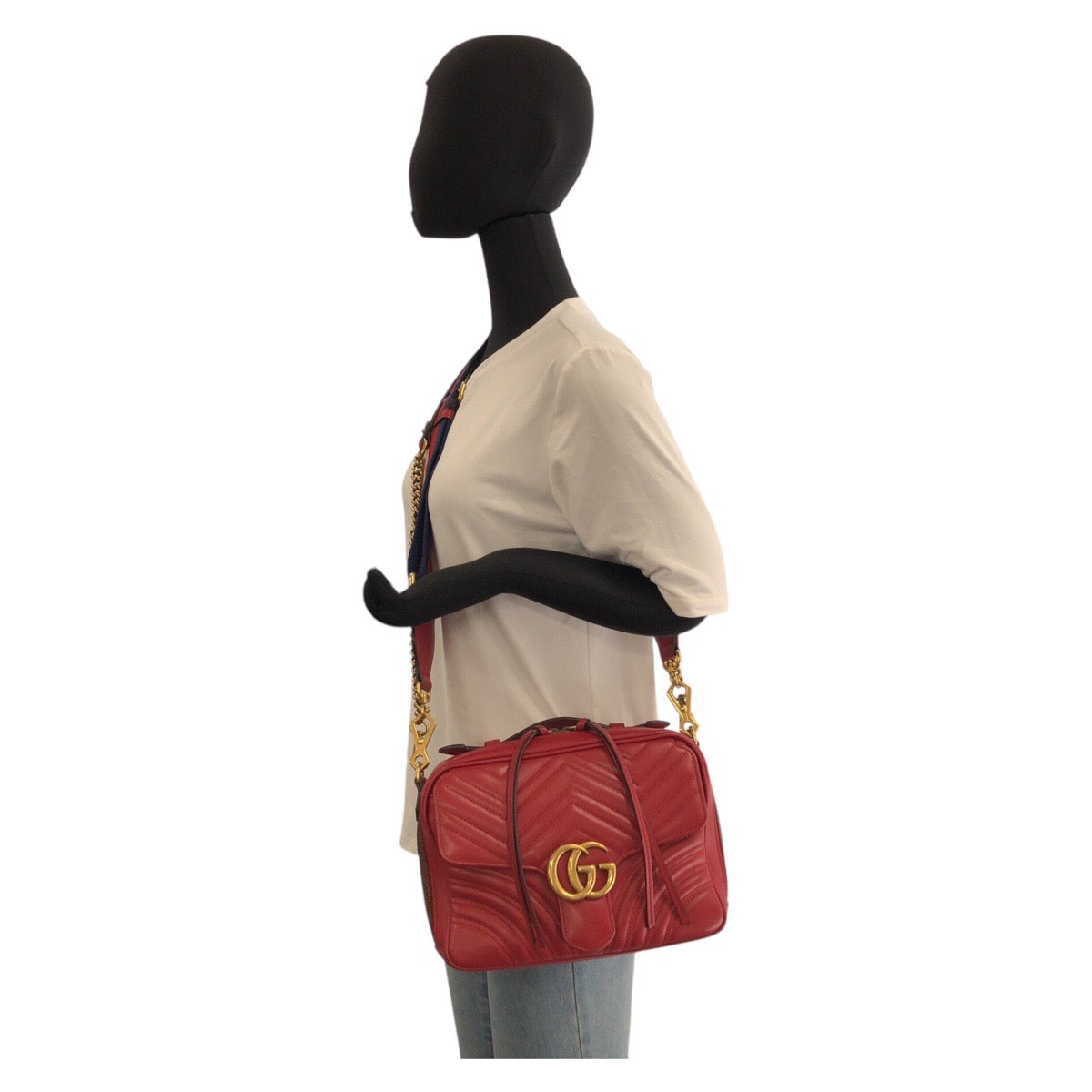 20692
GUCCI グッチ GGマーモント レッド ゴールド金具 レザー 498100 ショルダーバッグ ポシェット レディース A100
