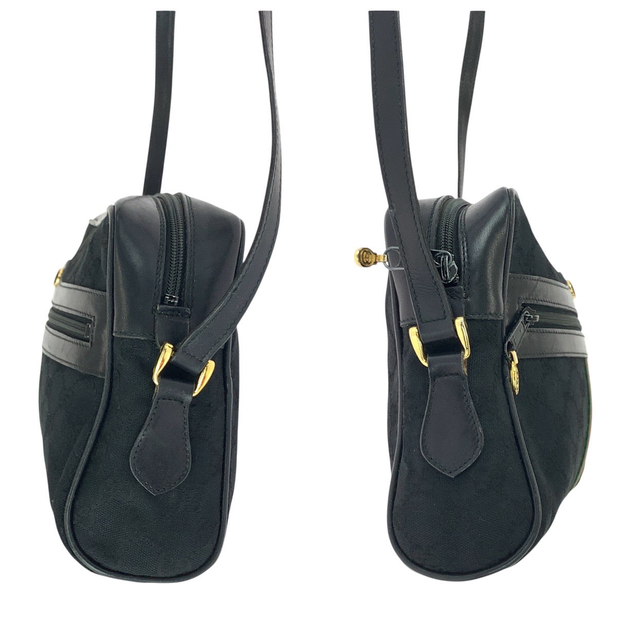 20693
GUCCI Vintage Old Gucci Sherry Line Black Gold Hardware GG Canvas / Leather 37 0124071 Shoulder Bag Pochette Ladies AB42