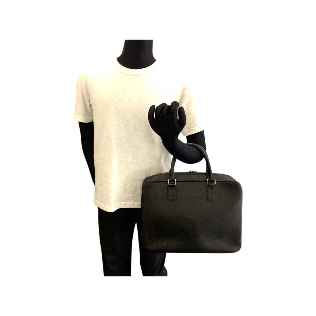 20695
LOUIS VUITTON ルイヴィトン タイガ ネオ イゴール ブラック 黒 シルバー金具 レザー M32782 ビジネスバッグ ブリーフケース メンズ AB63