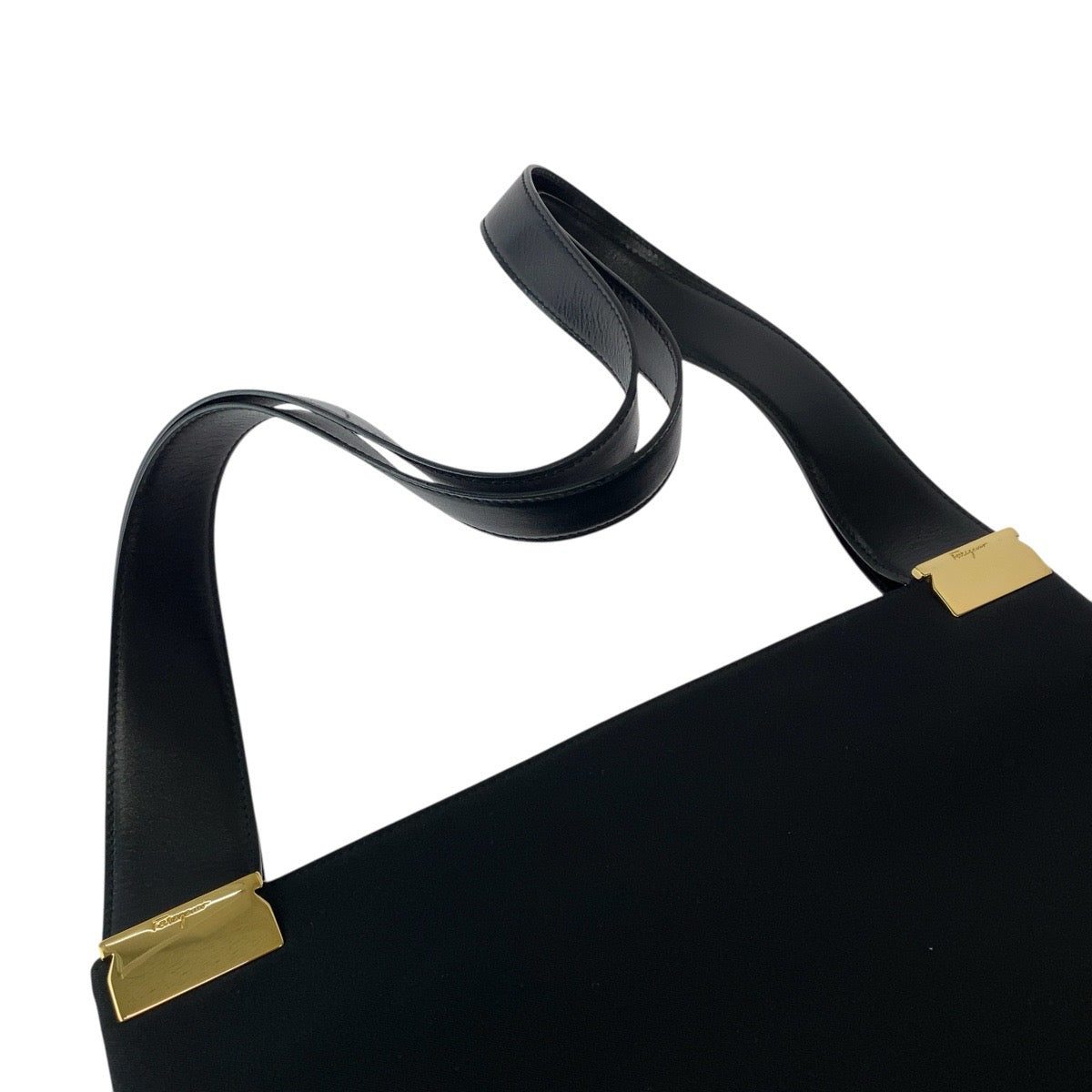 20718
Salvatore Ferragamo サルヴァトーレフェラガモ ブラック 黒 ゴールド金具 キャンバス / レザー BA21 8813 トートバッグ ショルダーバッグ レディース A10