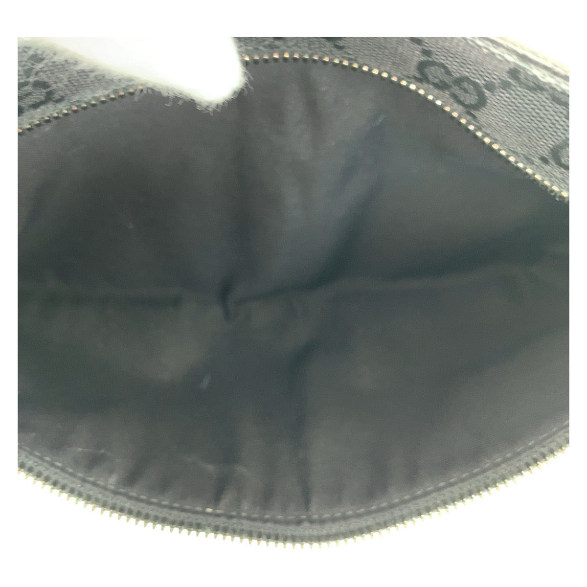 20768
GUCCI グッチ ブラック 黒 シルバー金具 GGキャンバス / レザー 28566 ボディバッグ ウエストポーチ レディース ABP42