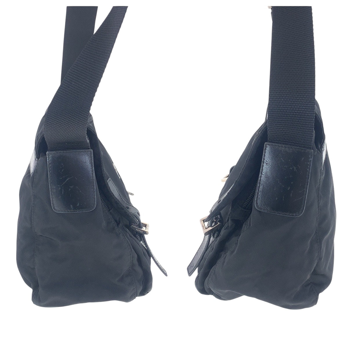 20779
PRADA プラダ テスート 三角ロゴプレート ブラック 黒 シルバー金具 ナイロン / レザー ショルダーバッグ メッセンジャーバッグ レディース ABP36