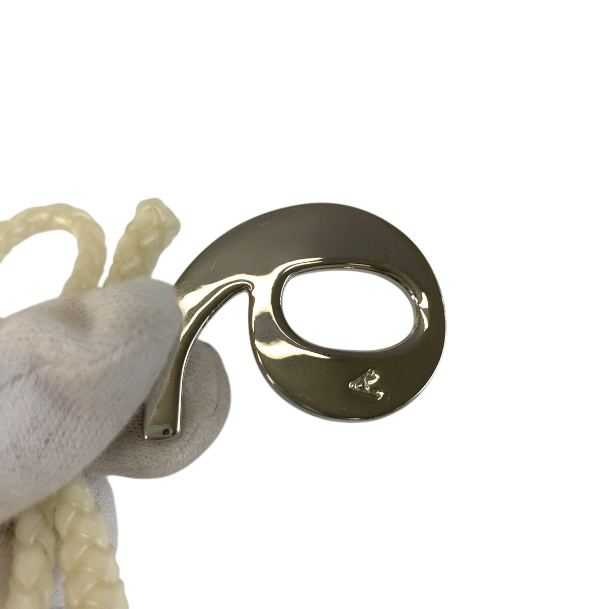 20788
ANTEPRIMA アンテプリマ ホワイト シルバー メタル / ワイヤー チャーム バッグチャーム レディース A4