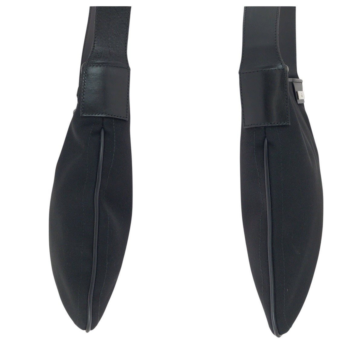 20800
GUCCI グッチ ブラック 黒 シルバー金具 キャンバス / レザー 019 0422 ショルダーバッグ ポシェット レディース A42