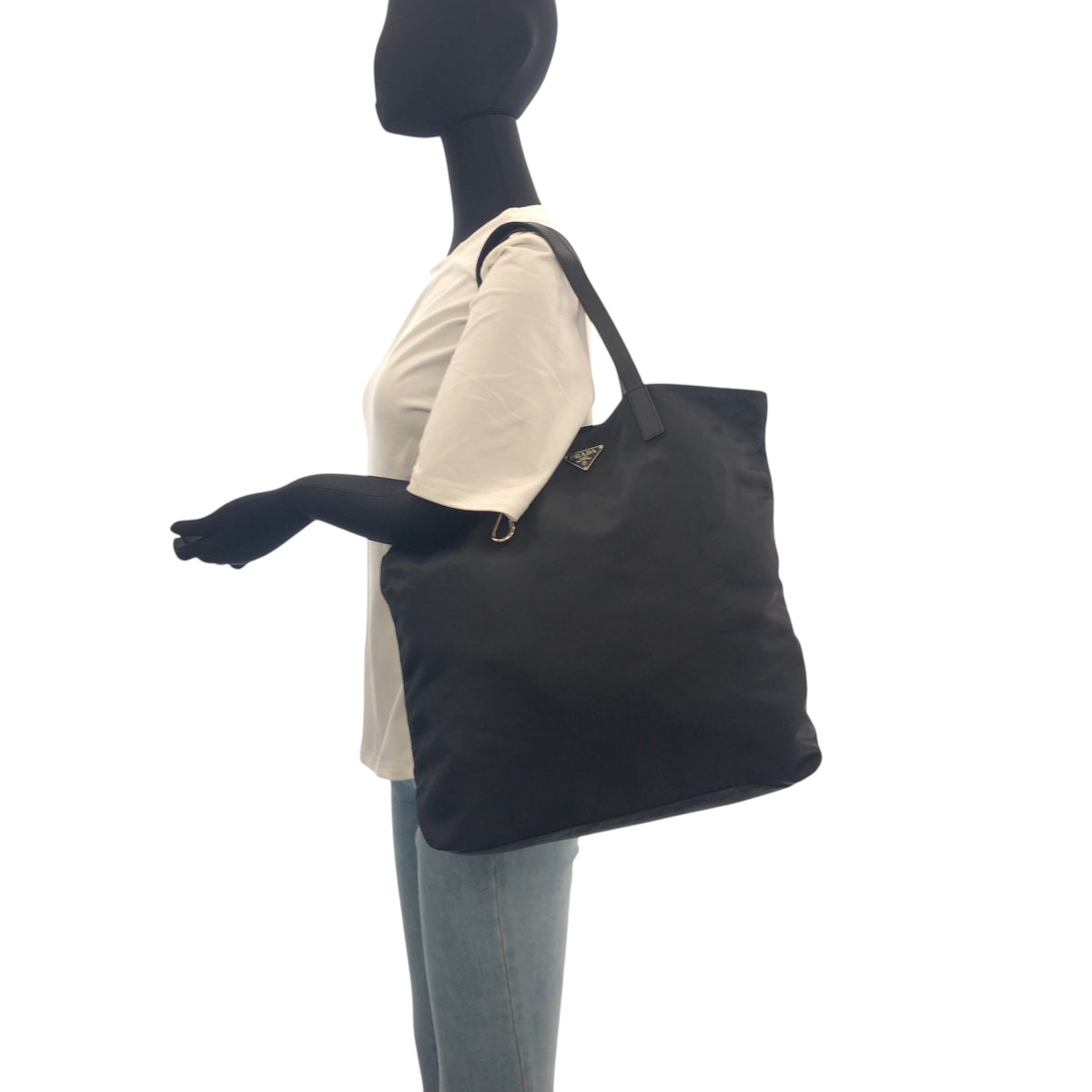 20807
PRADA プラダ テスート サフィアーノ 三角ロゴプレート ブラック 黒 シルバー金具 ナイロン / レザー トートバッグ ショルダーバッグ メンズ A56