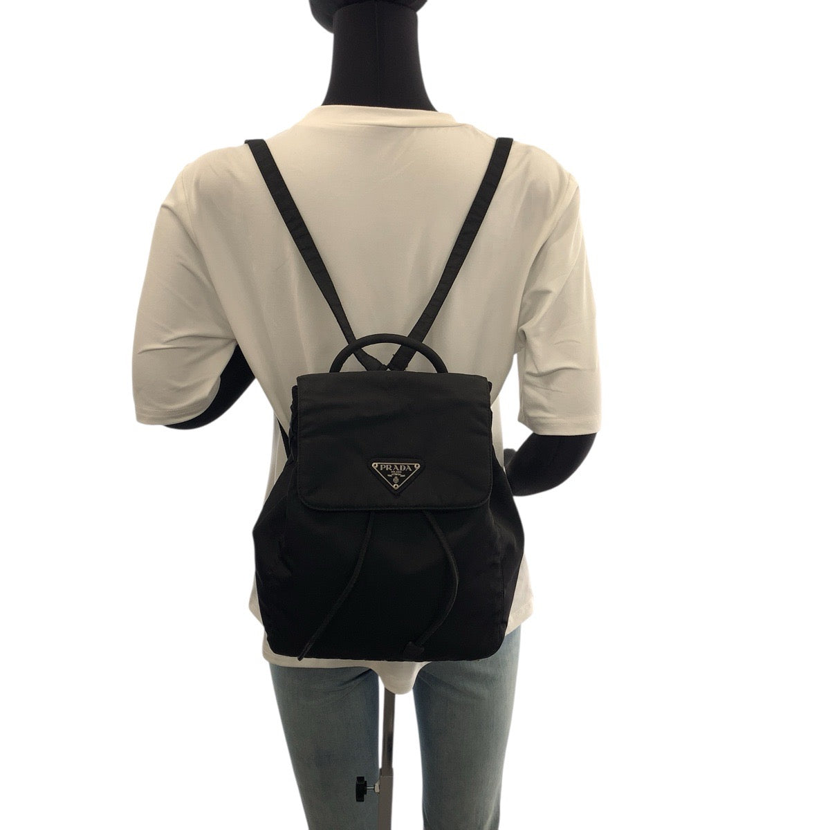 20826
PRADA プラダ テスート 三角ロゴプレート ブラック 黒 シルバー金具 ナイロン リュック・デイパック バックパック レディース ABP42