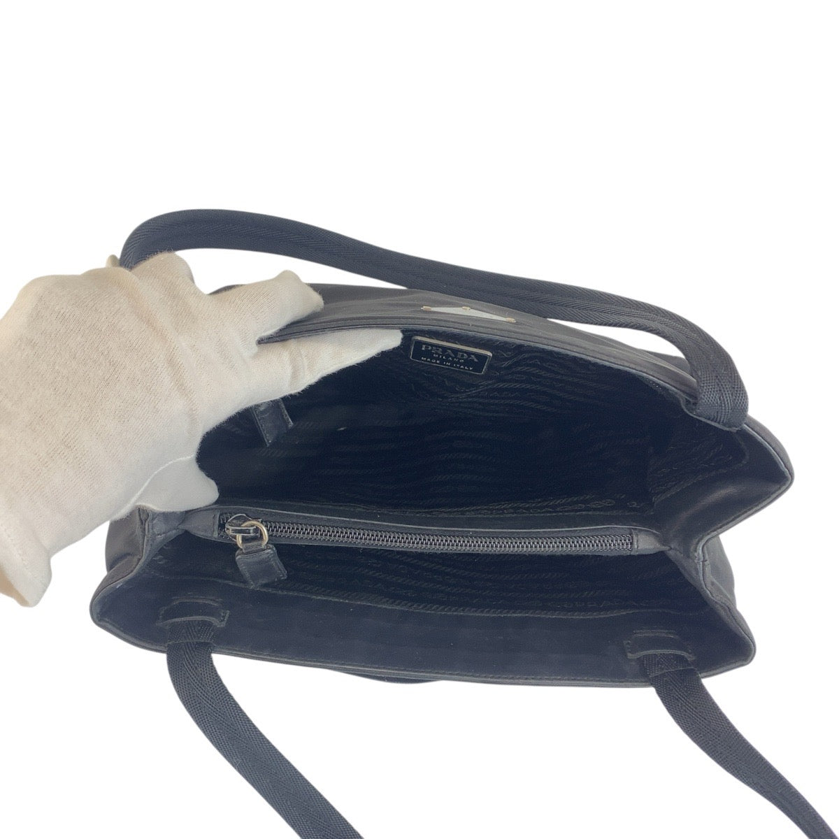 20846
PRADA プラダ テスート 三角ロゴプレート ブラック 黒 シルバー金具 ナイロン トートバッグ ショルダーバッグ レディース ABP30