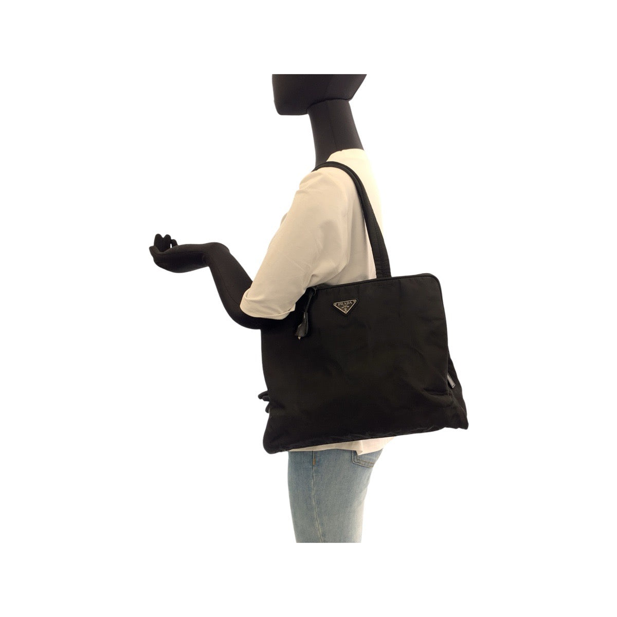 20895
PRADA プラダ テスート 三角ロゴプレート ブラック 黒 シルバー金具 ナイロン トートバッグ ハンドバッグ レディース AB35