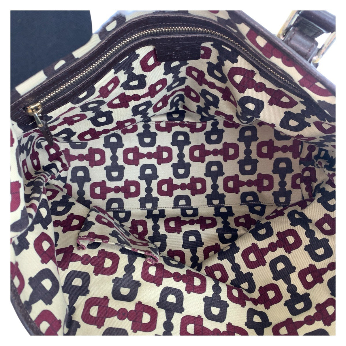 20898
GUCCI グッチ シェリーライン ベージュ ブラウン ゴールド金具 GGキャンバス / レザー 137396 トートバッグ ショルダーバッグ レディース B23