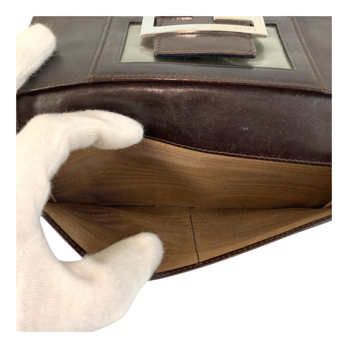 20915
FENDI フェンディ ズッカ ブラウン シルバー金具 キャンバス / レザー 2400 31133 018 長財布 ロングウォレット レディース ABP21