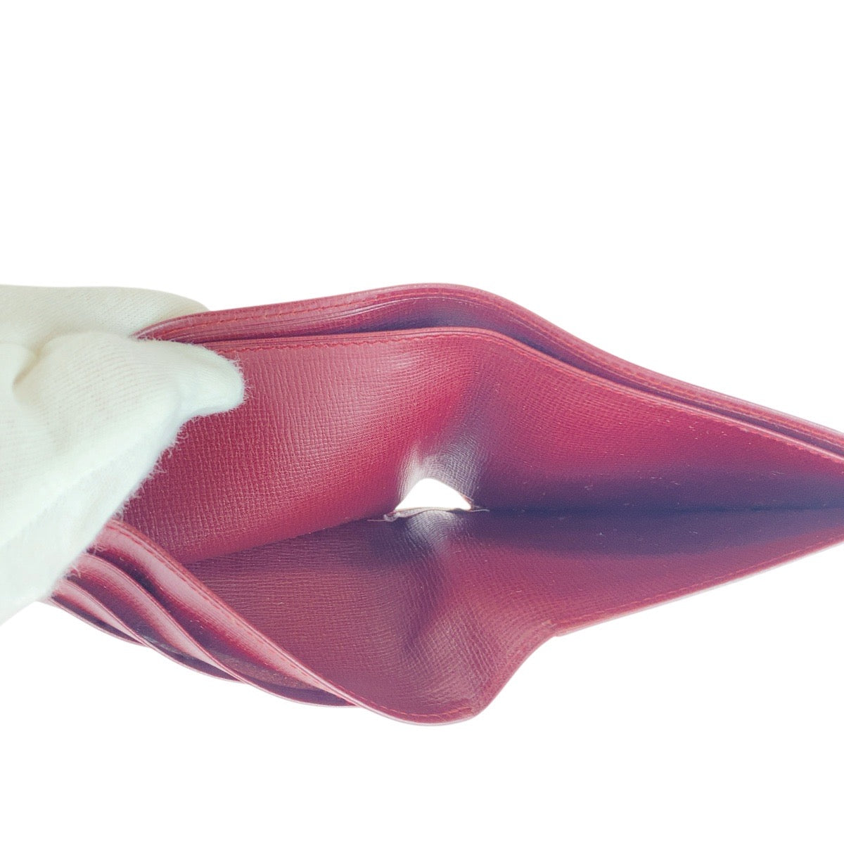 20916
CARTIER カルティエ マストライン ワインレッド ボルドー ゴールド金具 レザー 札入れ 折財布 コンパクトウォレット レディース A21