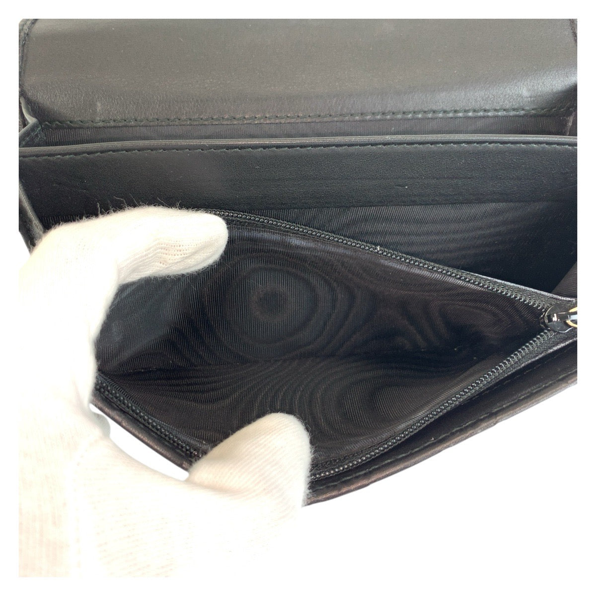 20918
GUCCI グッチ グッチシマ ブラック 黒 ゴールド金具 レザー 244946 長財布 ロングウォレット レディース A28