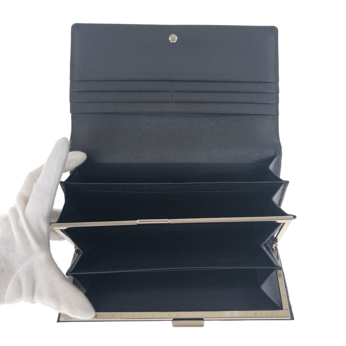 20919
BURBERRY バーバリー チェック柄 ベージュ ブラック シルバー金具 キャンバス / レザー 長財布 ロングウォレット レディース A21