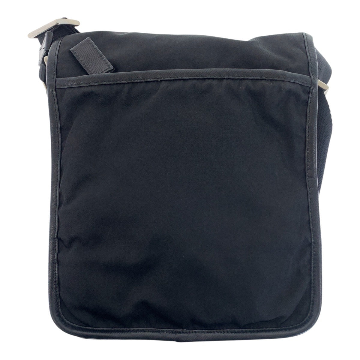 20930
PRADA プラダ テスート サフィアーノ 三角ロゴプレート ブラック 黒 シルバー金具 ナイロン / レザー ショルダーバッグ ポシェット レディース A42