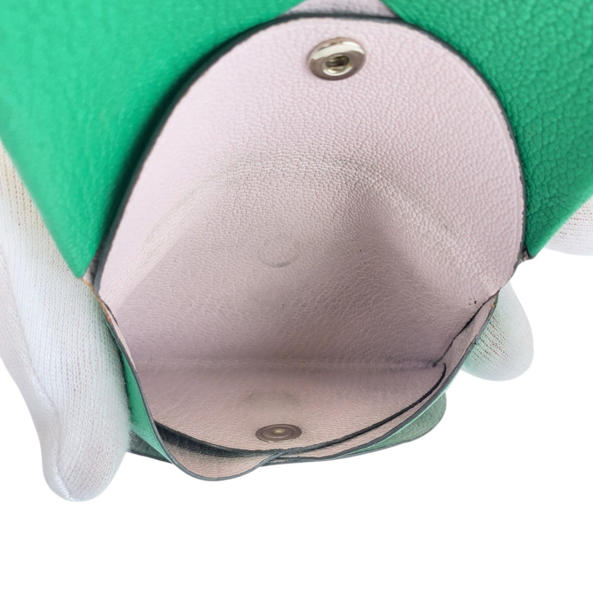 20957
HERMES エルメス カルヴィデュオ グリーン シルバー金具 シェーブル コインケース カードケース U刻印 レディース AB32