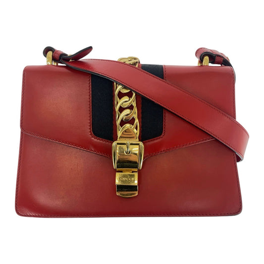 20973
GUCCI グッチ シルヴィ スモール ウェブライン レッド ゴールド金具 レザー 421882 ショルダーバッグ ポシェット レディース AB60