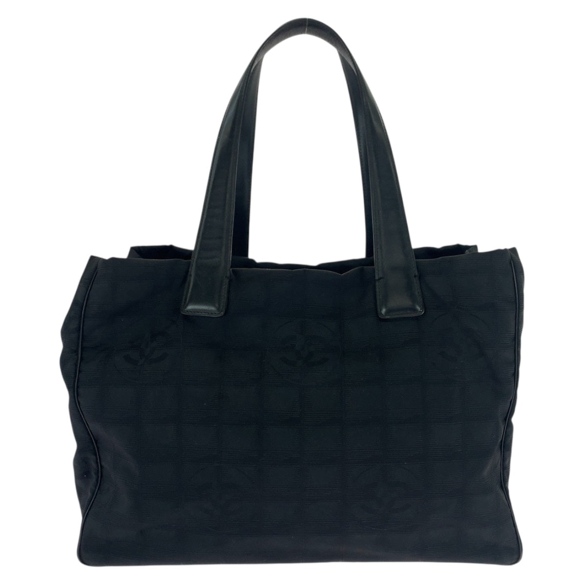 20991
CHANEL シャネル ニュートラベルライン ニュートラトートMM ブラック 黒 ゴールド金具 ナイロン / レザー トートバッグ ショルダーバッグ レディース AB30