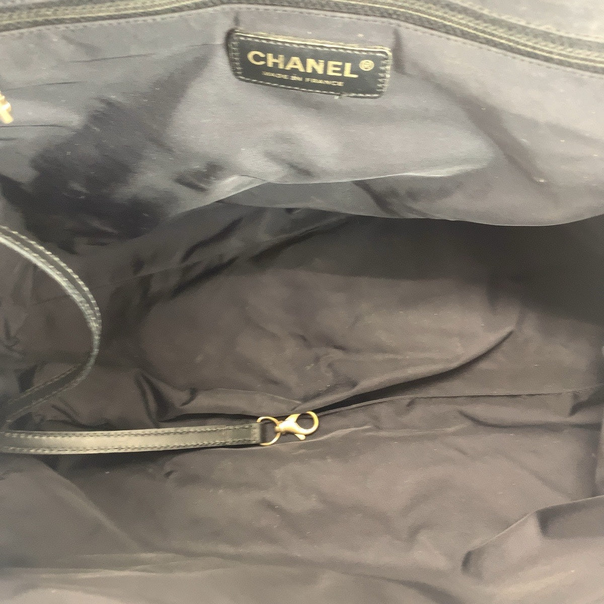 20991
CHANEL シャネル ニュートラベルライン ニュートラトートMM ブラック 黒 ゴールド金具 ナイロン / レザー トートバッグ ショルダーバッグ レディース AB30