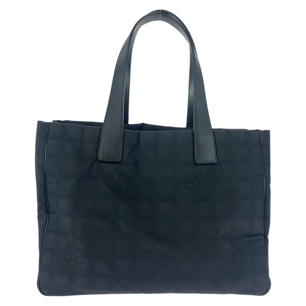 21003
CHANEL シャネル ニュートラベルライン ニュートラトートMM ブラック 黒 ゴールド金具 ナイロン / レザー トートバッグ ショルダーバッグ レディース A48