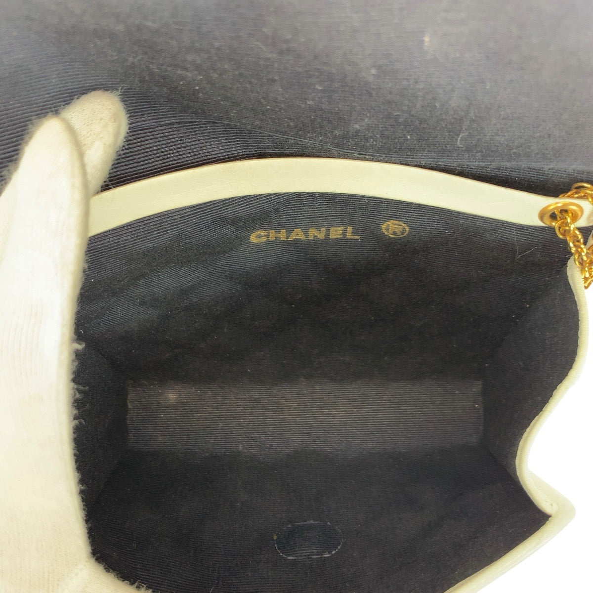 21004
CHANEL シャネル ヴィンテージ マトラッセ ココマーク ホワイト ゴールド金具 ラムスキン ショルダーバッグ チェーンショルダーバッグ レディース ABP85