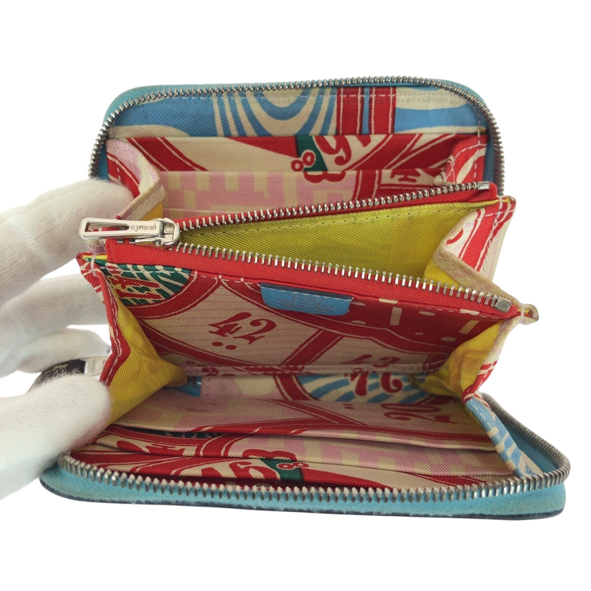 21019
HERMES エルメス アザップ コンパクト シルクイン ブルー シルバー金具 レザー / シルク 折財布 コインケース 小銭入れ D刻印 レディース AB38