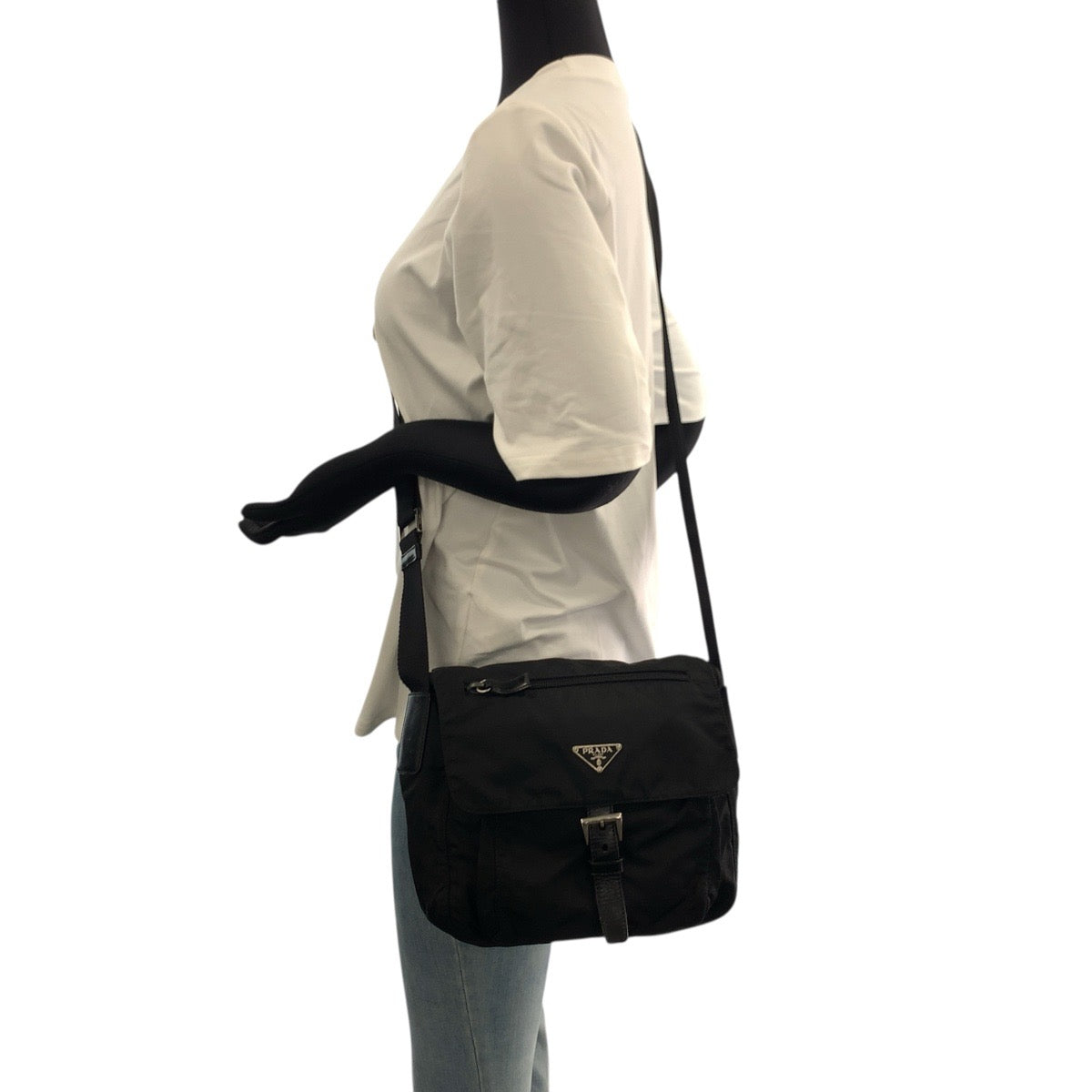 21024
PRADA プラダ テスート 三角ロゴプレート ブラック 黒 シルバー金具 ナイロン / レザー ショルダーバッグ メッセンジャーバッグ レディース ABP28