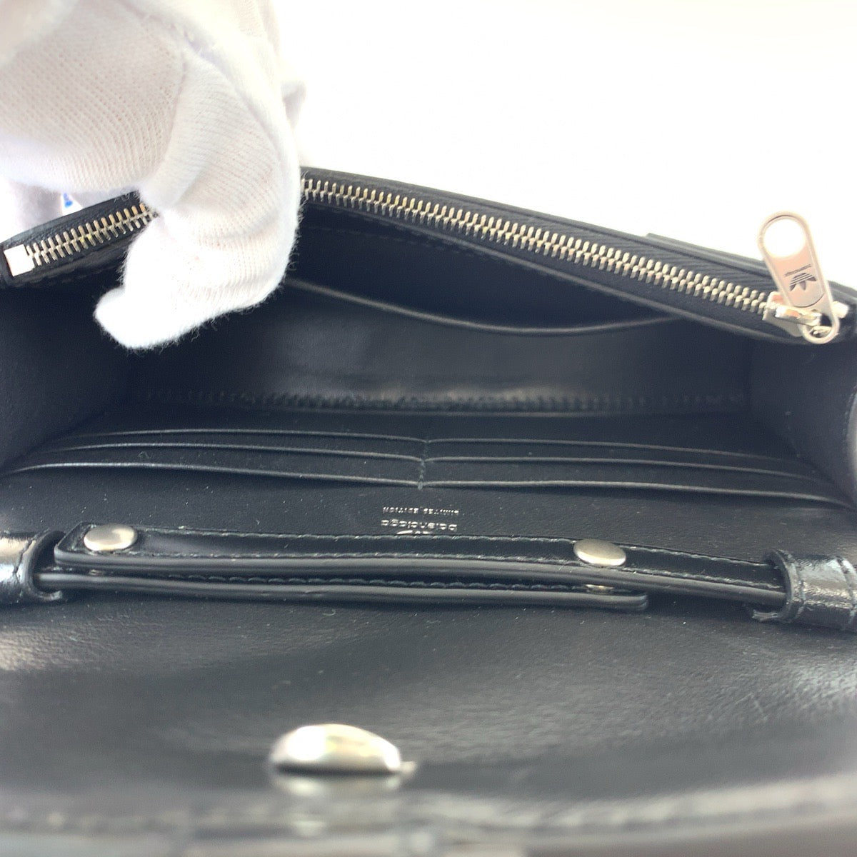 21048
BALENCIAGA バレンシアガ アディダスコラボ アワーグラス Hourglass Wallet On Chain ブラック ホワイト レザー 2304BLSJJ BAL3145 チェーンウォレット ショルダーバッグ レディース N