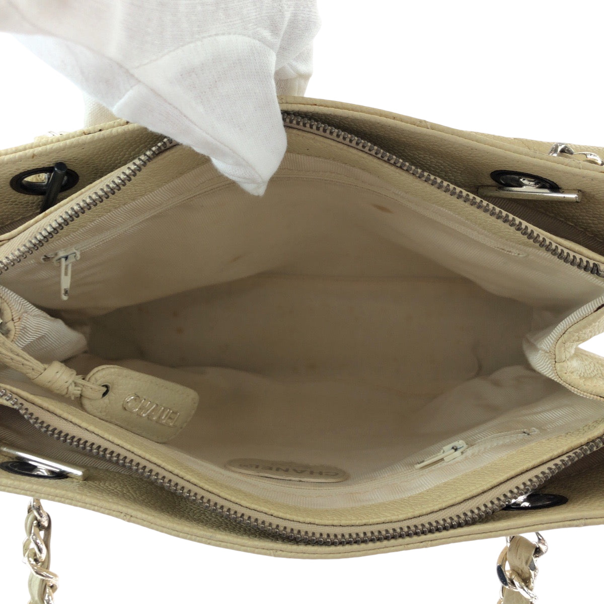 21049
CHANEL シャネル ヴィンテージ マトラッセ ココマーク ターンロック アイボリー シルバー金具 キャビアスキン チェーンショルダーバッグ レディース AB