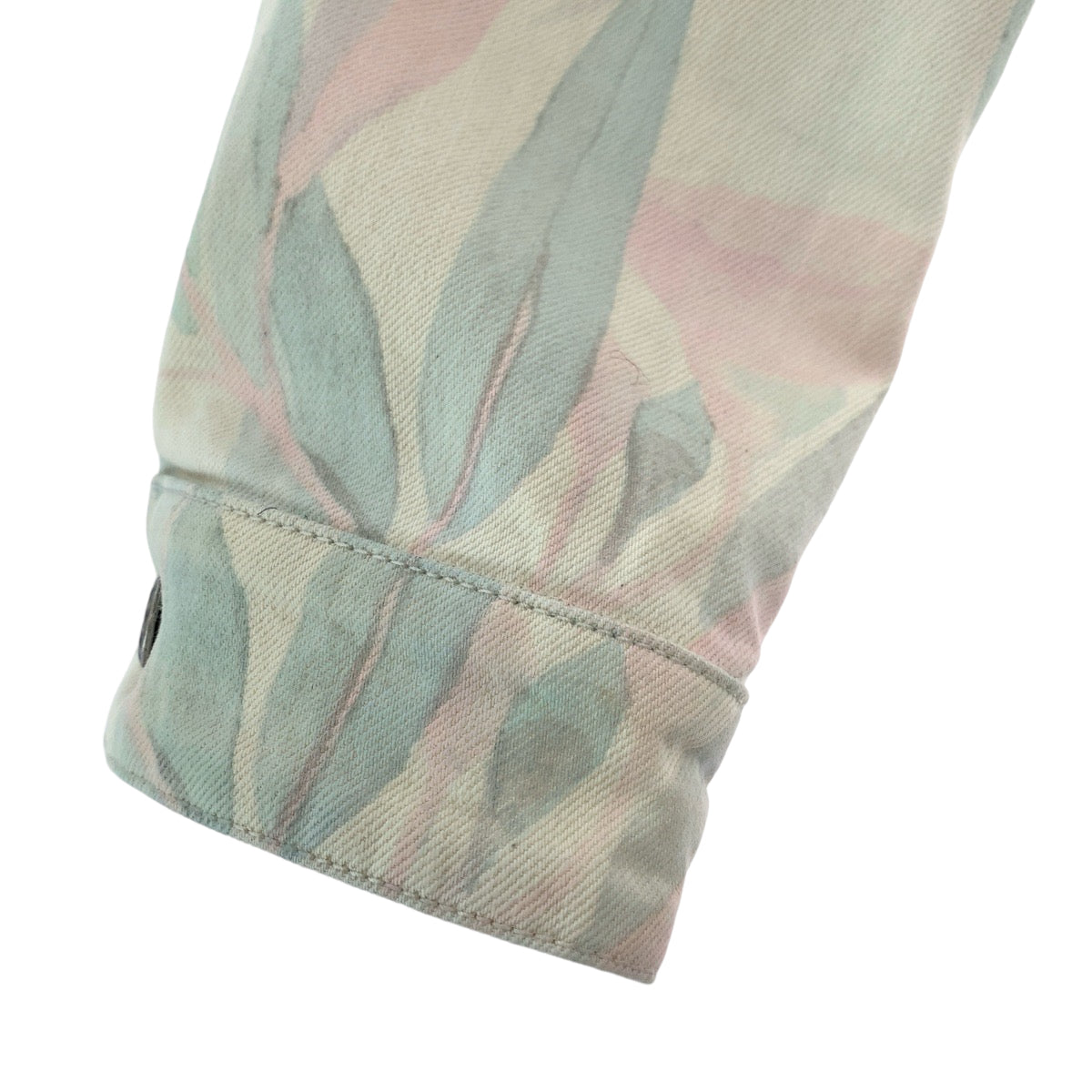 21050
CHANEL シャネル ボタニカル ココマーク サイズ36 ピンク パステルカラー シルバー金具 デニム P62659V48435 デニムジャケット ノーカラージャケット カバーオール レディース A