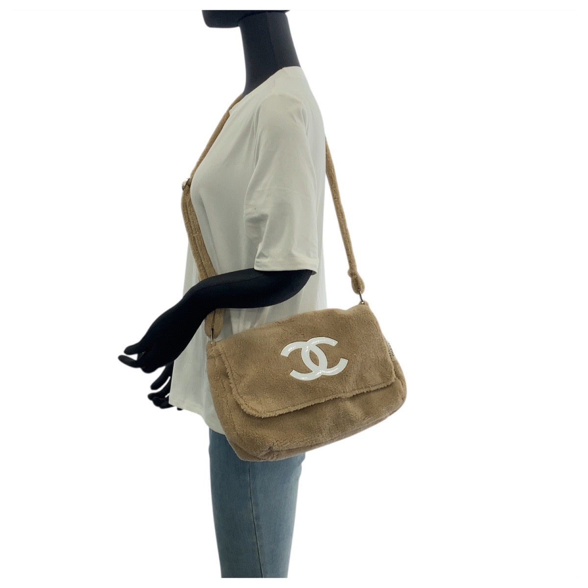 21076
CHANEL シャネル ノベルティ ココマーク ベージュ ホワイト シルバー金具 パイル ショルダーバッグ ポシェット レディース ABP15