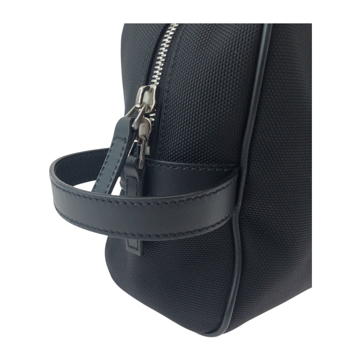 21118
GUCCI グッチ シェリーライン ブラック 黒 シルバー金具 キャンバス / レザー 630916 セカンドバッグ ポーチ メンズ A39