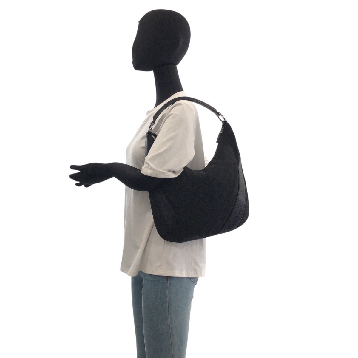 21143
GUCCI グッチ ホーボー ブラック 黒 シルバー金具 GGキャンバス / レザー 124357 ショルダーバッグ ハンドバッグ レディース ABP42