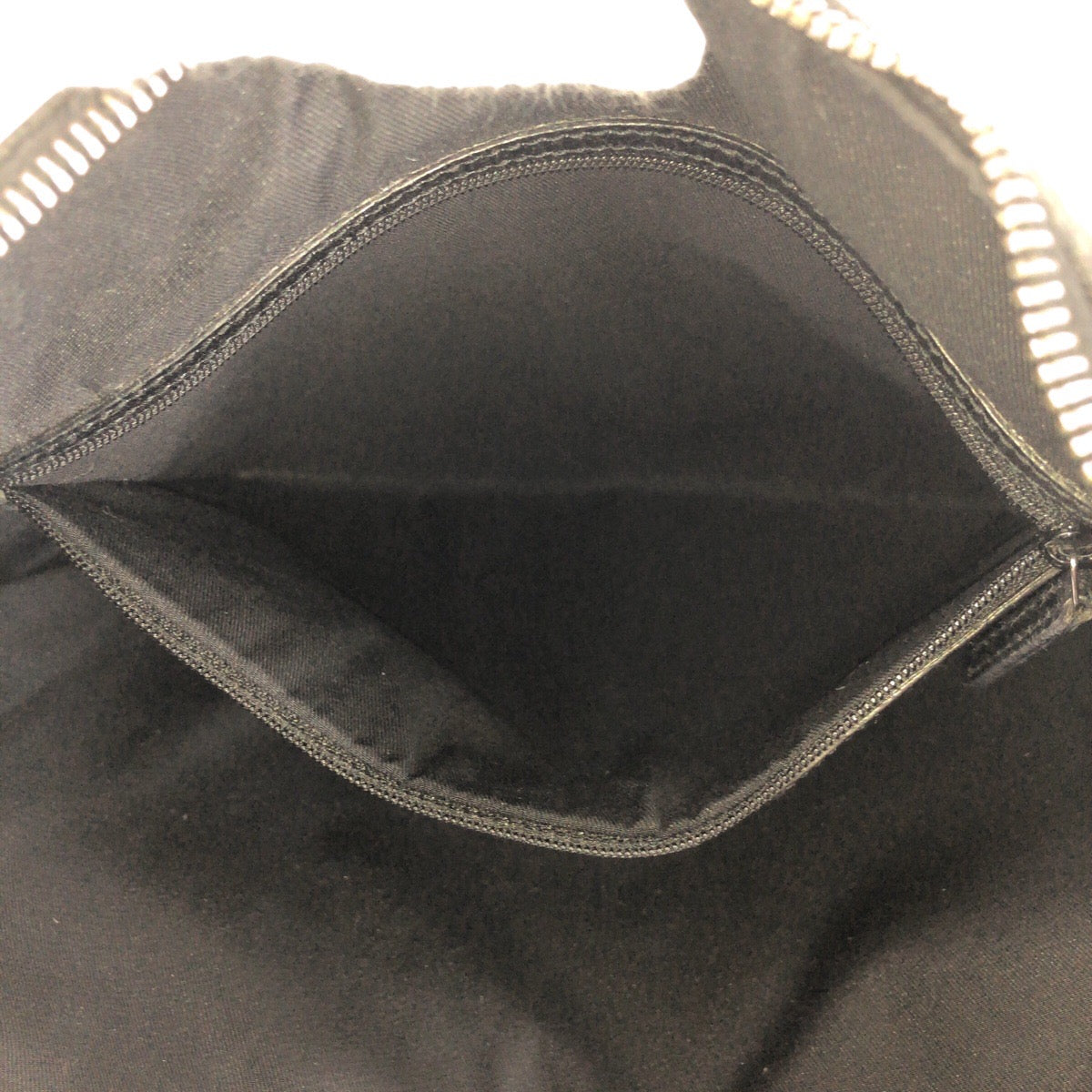 21143
GUCCI グッチ ホーボー ブラック 黒 シルバー金具 GGキャンバス / レザー 124357 ショルダーバッグ ハンドバッグ レディース ABP42