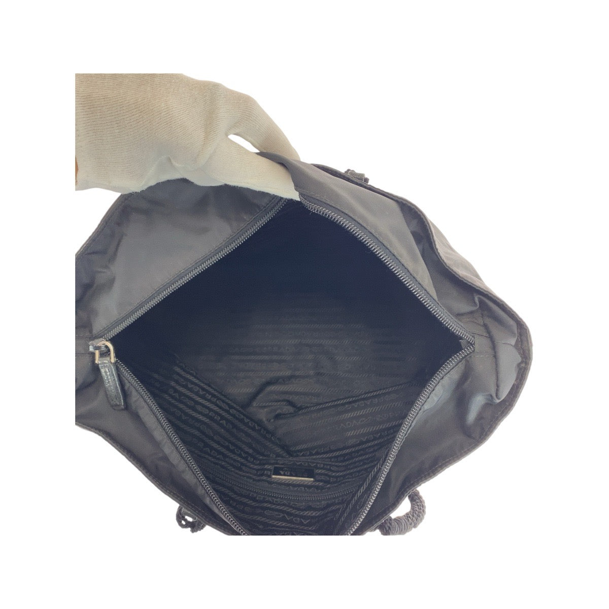 21153
PRADA プラダ テスート 三角ロゴプレート ブラック 黒 シルバー金具 ナイロン トートバッグ ショルダーバッグ レディース A45