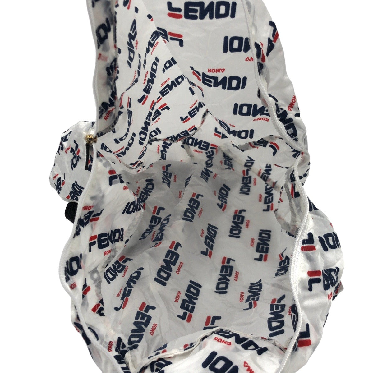 21168
FENDI フェンディ FILAコラボ ポーチ付き ホワイト ナイロン 折り畳み バックパック リュックサック エコバッグ 男女兼用 レディース A35