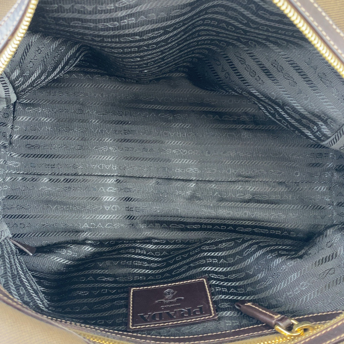 21173
PRADA プラダ ロゴジャガード ブラウン キャンバス / レザー ショルダーバッグ ハンドバッグ トートバッグ レディース ABP40