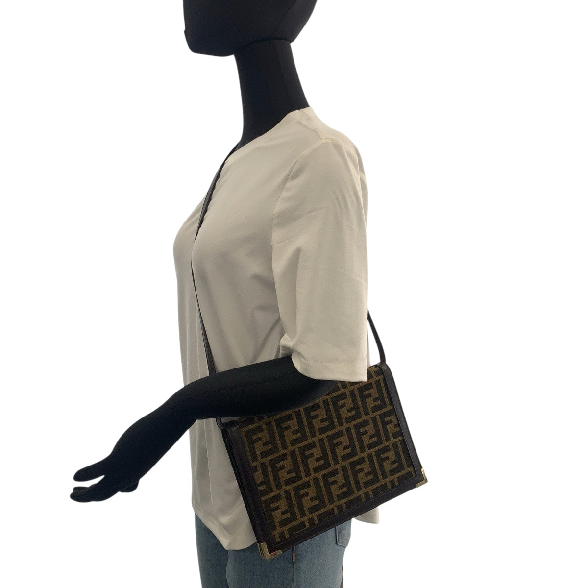21224
FENDI フェンディ ヴィンテージ ズッカ柄 ブラウン ゴールド金具 キャンバス / レザー ショルダーバッグ ポシェット レディース ABP30