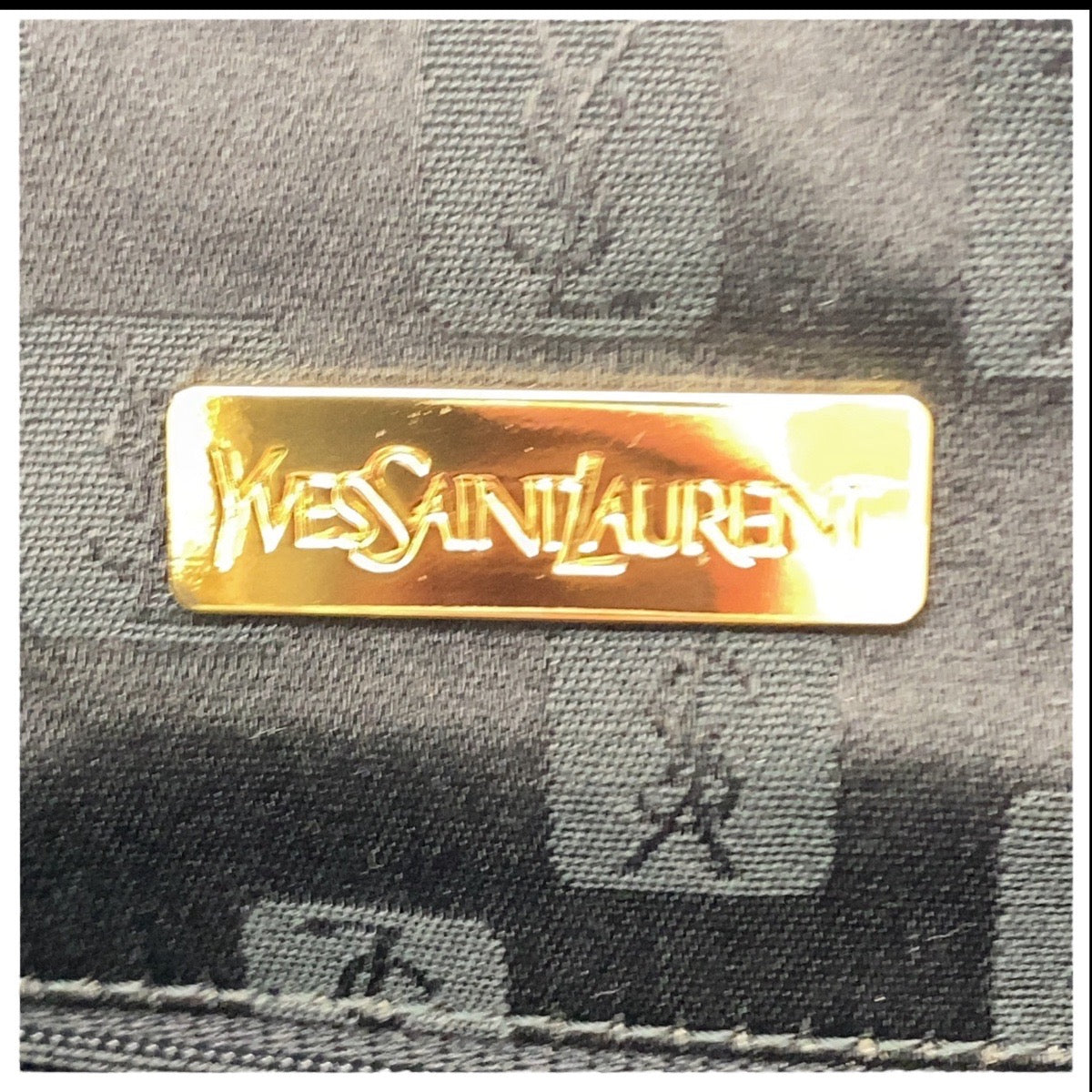 21228
YVES SAINT LAURENT イヴ サンローラン ヴィンテージ YSL ブラック 黒 ゴールド金具 ナイロン / レザー トートバッグ ショルダーバッグ レディース SA30