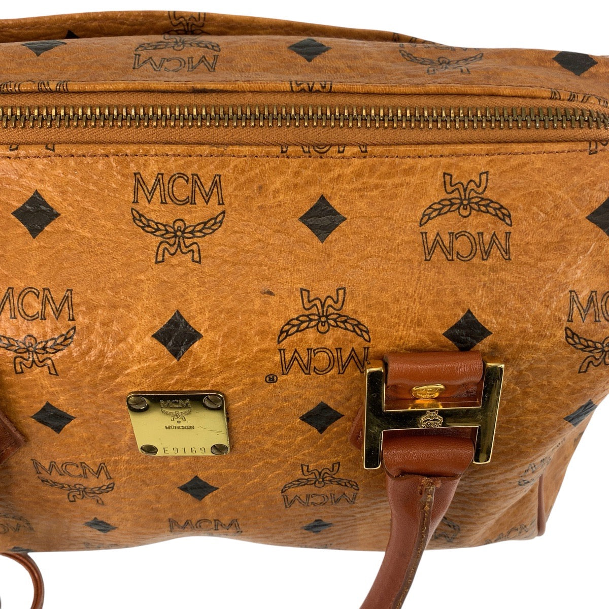 21254
MCM エム シー エム ヴィセトス ブラウン ゴールド金具 レザー ハンドバッグ ショルダーバッグ 2way レディース ABP21
