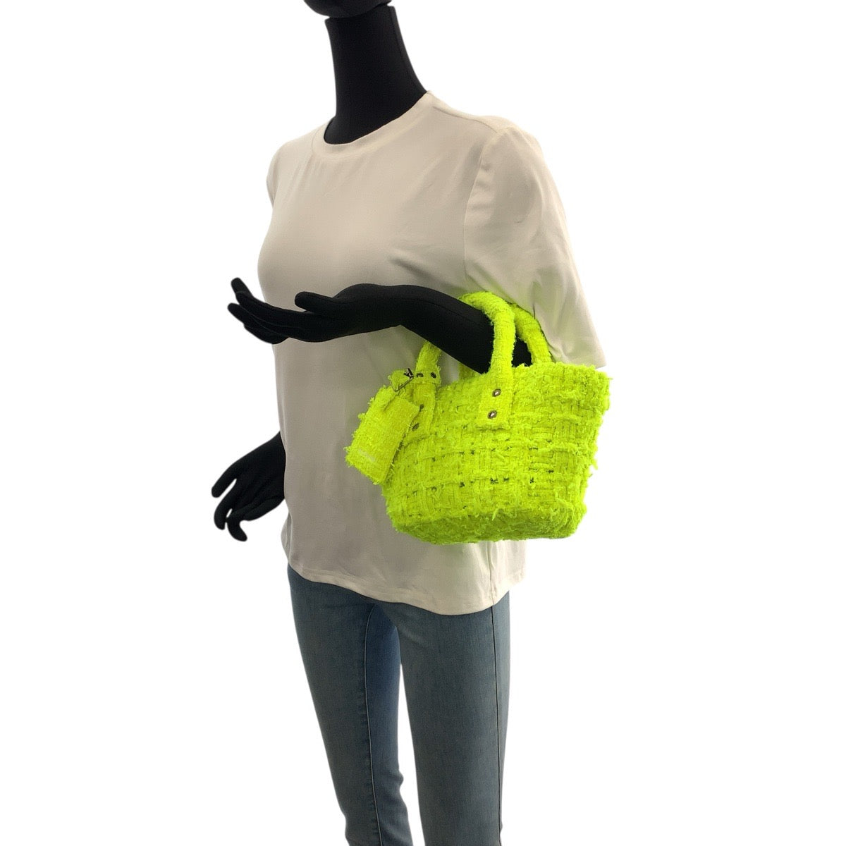 21274
BALENCIAGA バレンシアガ ビストロXXS ネオンイエロー シルバー金具 ツイード / レザー 678028 ハンドバッグ ショルダーバッグ バスケット レディース ABP