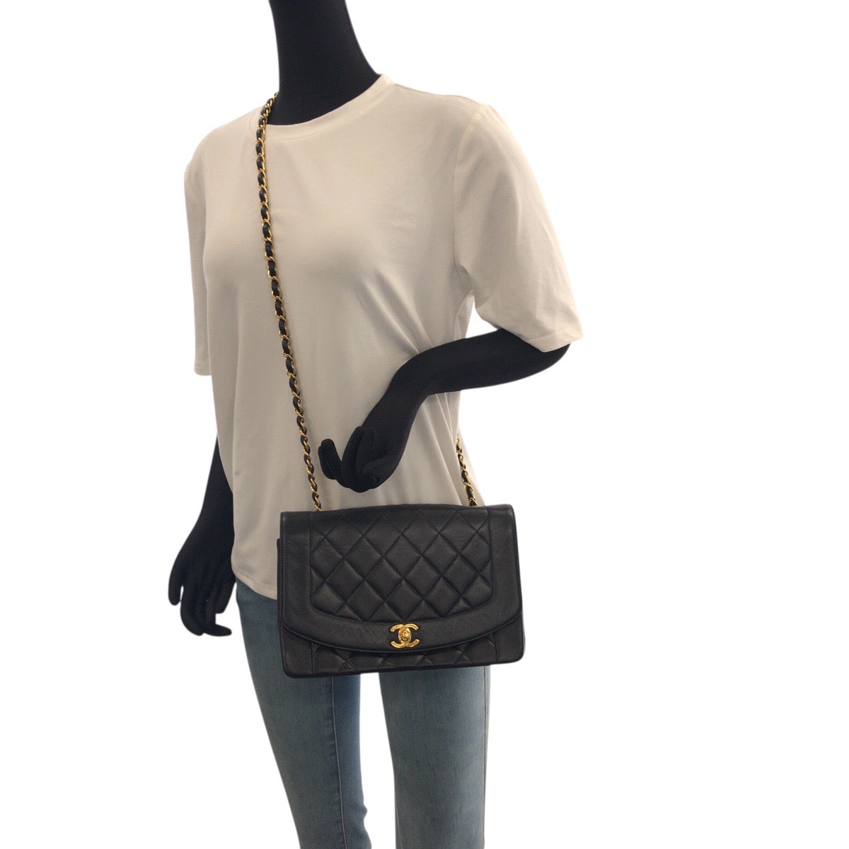 21282
CHANEL シャネル ヴィンテージ マトラッセ ダイアナフラップ ココマーク ブラック 黒 ゴールド金具 ラムスキン ショルダーバッグ チェーンショルダーバッグ レディース A420