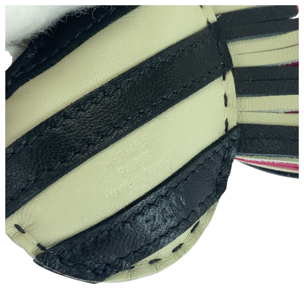 21385
HERMES エルメス ジージー サバンナ ゼブラ ブラック ホワイト ピンク アニョーミロ キーホルダー バッグチャーム Z刻印 レディース A70