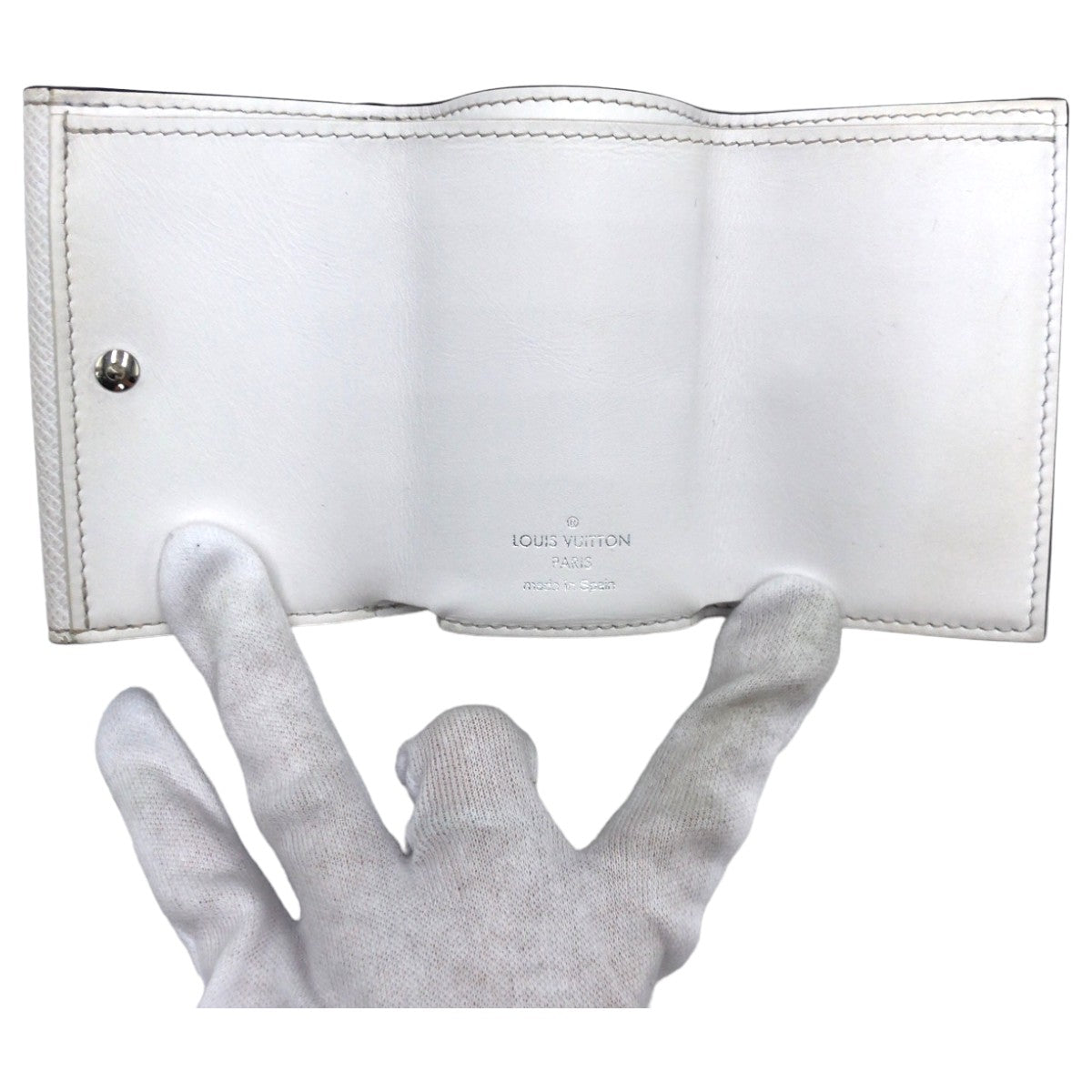 21396
LOUIS VUITTON ルイヴィトン タイガ ラマ ディスカバリー コンパクトウォレット 男女兼用 オプティックホワイト 白 シルバー金具 PVC M30899 折財布 レディース ABP30