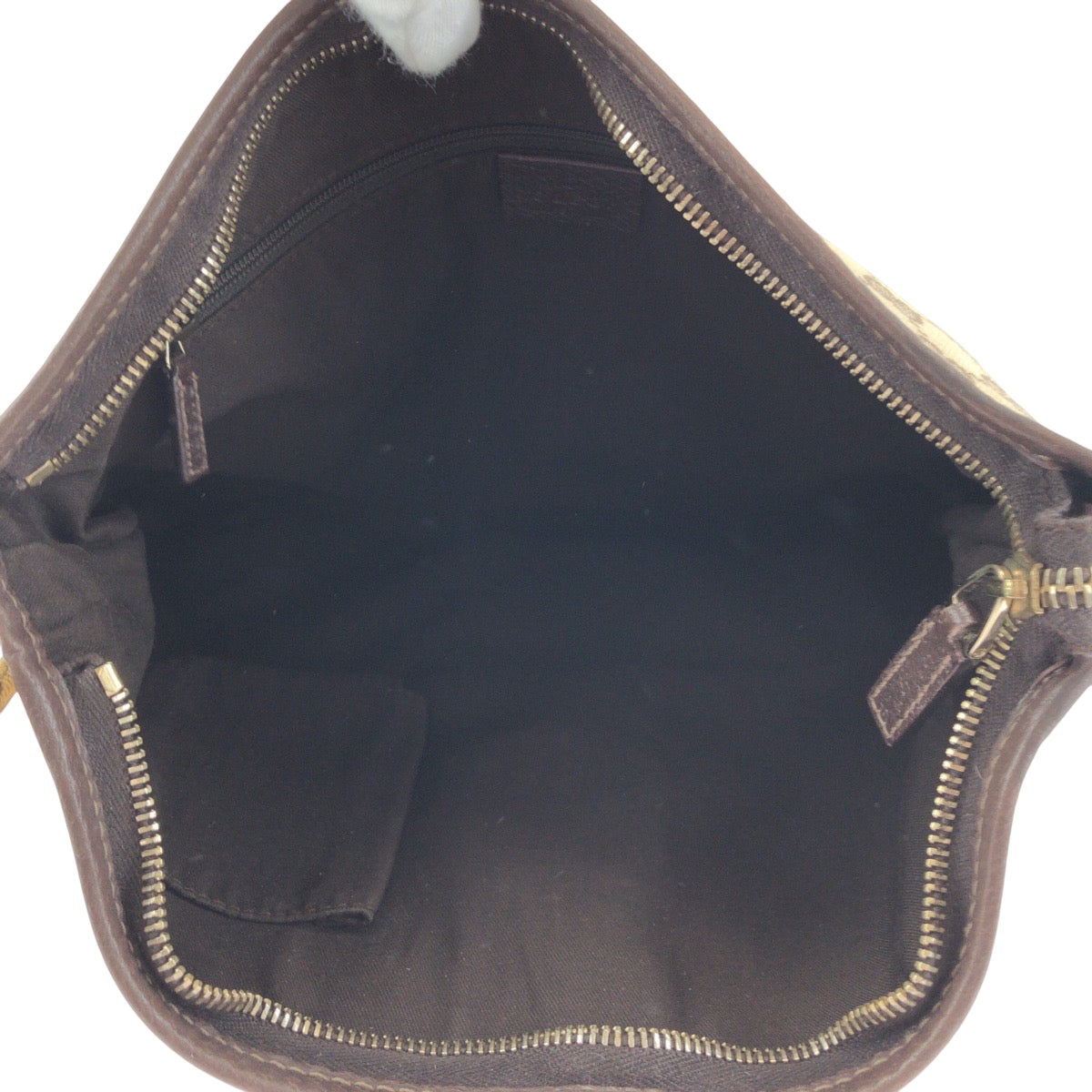 21406
GUCCI グッチ アビー ブラウン ゴールド金具 GGキャンバス 131326 ショルダーバッグ ポシェット レディース ABP39